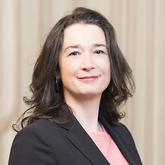 Univ.-Prof.in Eva Maria Riedl-Buschan