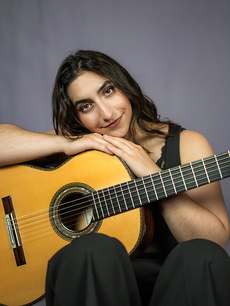 Amirah Pranzl Gitarre
