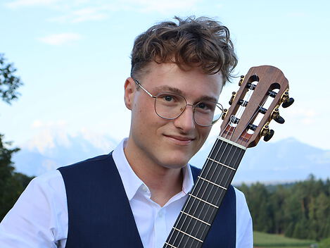 Leon Ravnikar