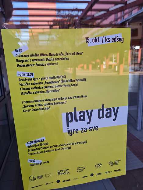 gelbes Plakat zur Veranstaltung play day - igre za sve 