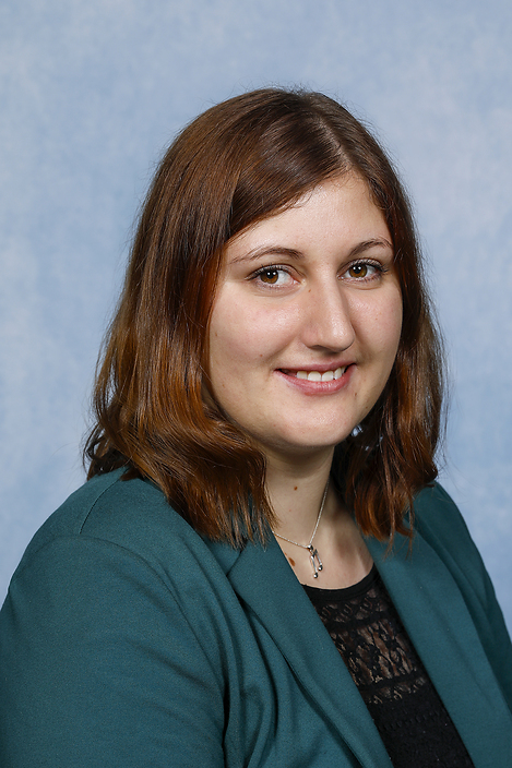 Portraitfoto von Stefanie Wieser