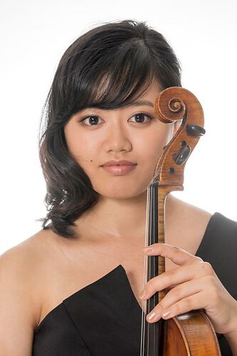 Stipendiatin Viola Studentin Momoko Aritomi