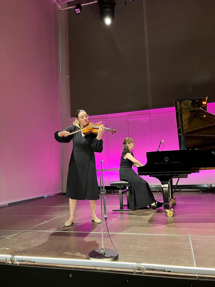 (c) Fritz Kreisler Institut für Konzertfach Streichinstrumente, Gitarre und Harfe