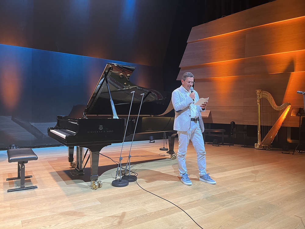 (c) Fritz Kreisler Institut für Konzertfach Streichinstrumente, Gitarre und Harfe