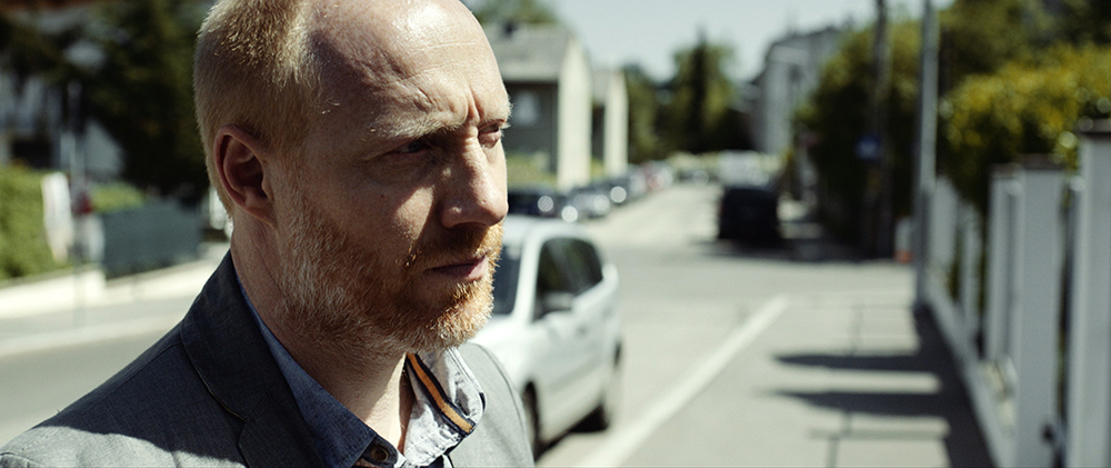 Simon Schwarz in Alles wird gut