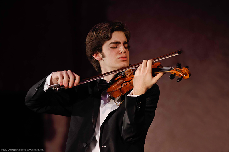 Emmanuel Tjeknavorian