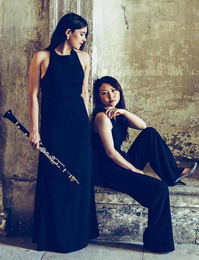 Georgina Oakes und Mari Sato