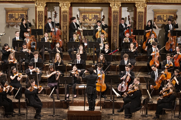 Webern Symphonie Orchester/ Webern Symphony Orchestra unter der Leitung von Andrés Orozco-Estrada im Wiener Musikverein (April 2021) (c) Stephan Polzer